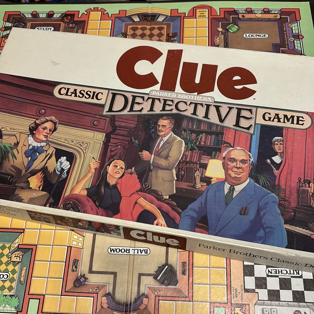 Vintage 80s Parker Brothers Clue Classic Detective Game